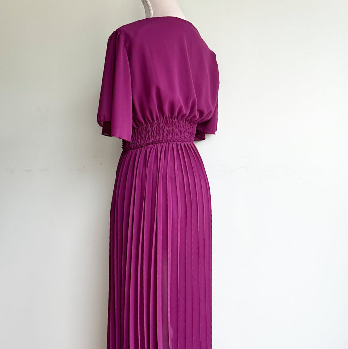 New Collection juhlamekko