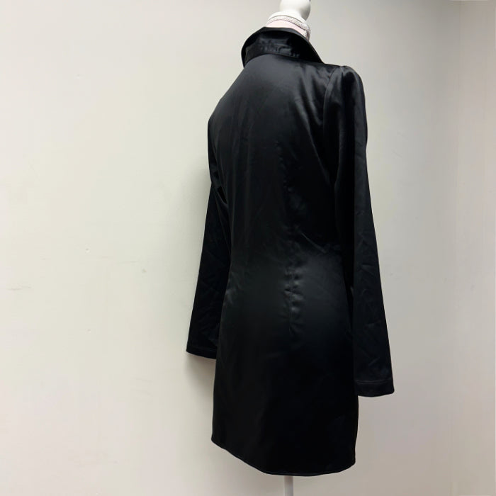 Zara rypytetty satiinimekko