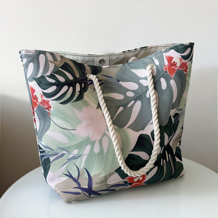 Iso rantakassi - tropical print lomakassi