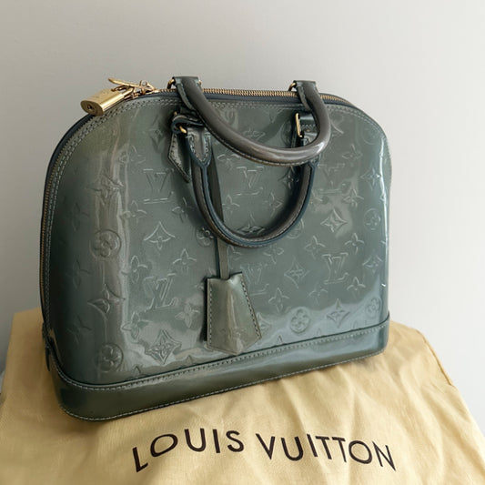 Louis Vuitton Alma PM Monogram Vernis