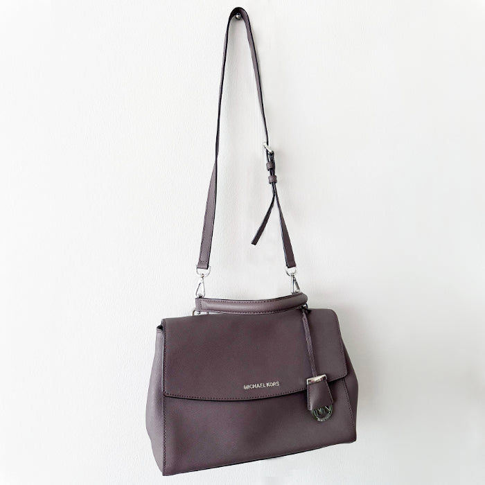 Michael Kors laukku