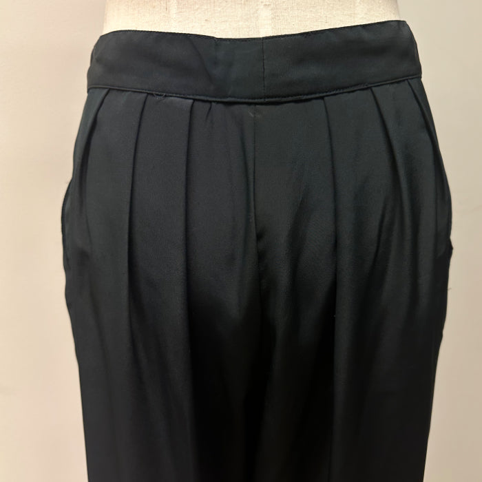 Juhlavat vintage-housut