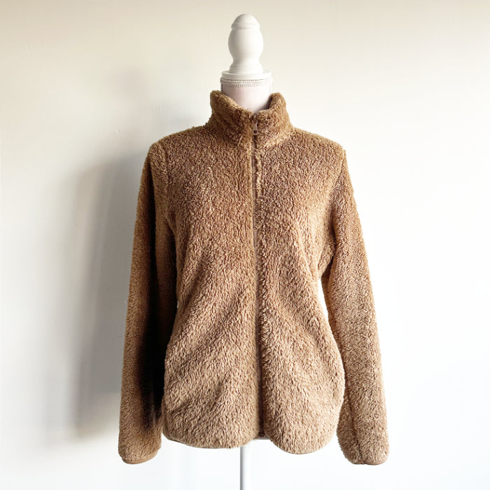 Uniqlo teddy-pusakka