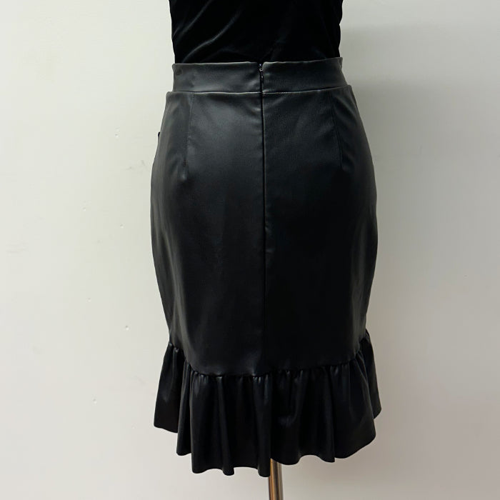 Chiara Forthi Milano keinonahkahame