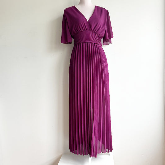 New Collection juhlamekko